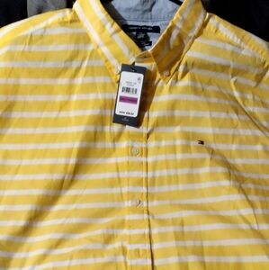 Tommy Hilfiger short sleeve button up shirt